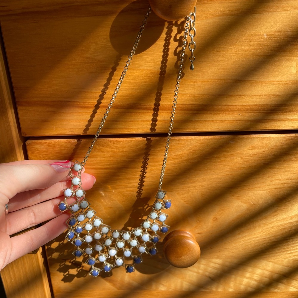 STATEMENT NECKLACE. HYPOALLERGENIC